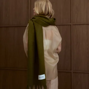 The Reykjavik Scarf | Sea Kelp